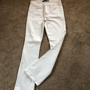 White jeans, Joe’s, boot cut, excellent condition.